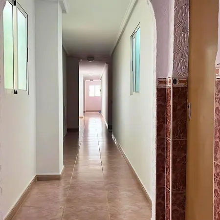 Apartmán Charming Flat With Swimming Pool 500 M From Playa Del Cura! Torrevieja