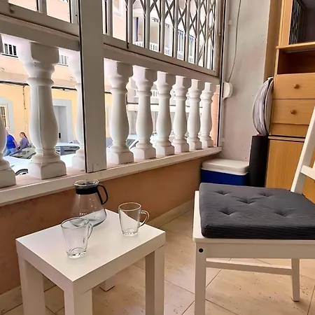 Apartmán Charming Flat With Swimming Pool 500 M From Playa Del Cura! Torrevieja