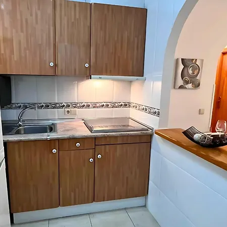 Apartmán Charming Flat With Swimming Pool 500 M From Playa Del Cura!