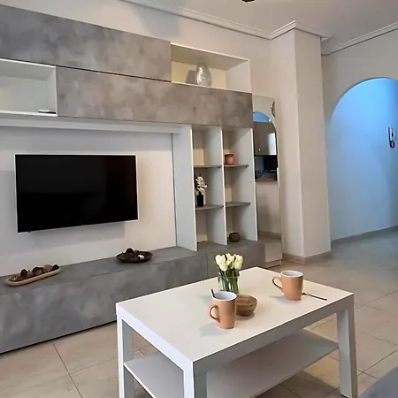 Charming Flat With Swimming Pool 500 M From Playa Del Cura! Torrevieja